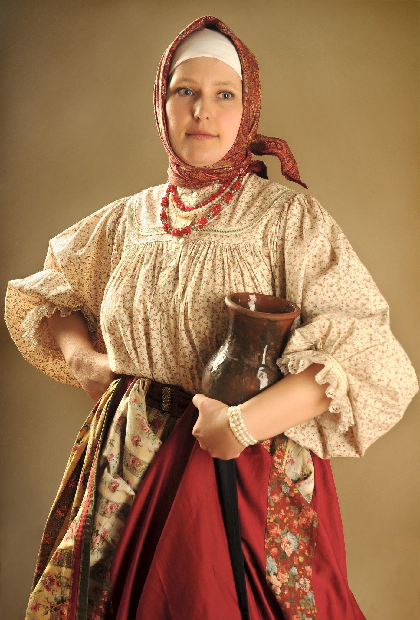 Girls in Slavic costumes in Konya