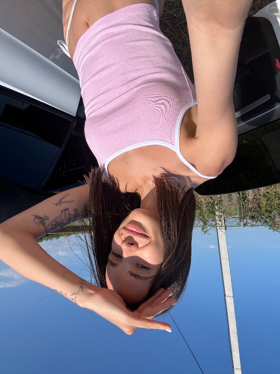 Sexy model Tina in Konya